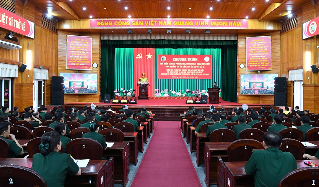 quan khu 5 tiep nhan may radar xuyen dat phuc vu tim kiem, quy tap hai cot liet si hinh anh 1