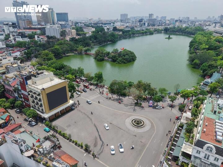 chu tich ha noi xay them cong trinh quanh ho guom phai duoc tinh toan ky luong hinh anh 2