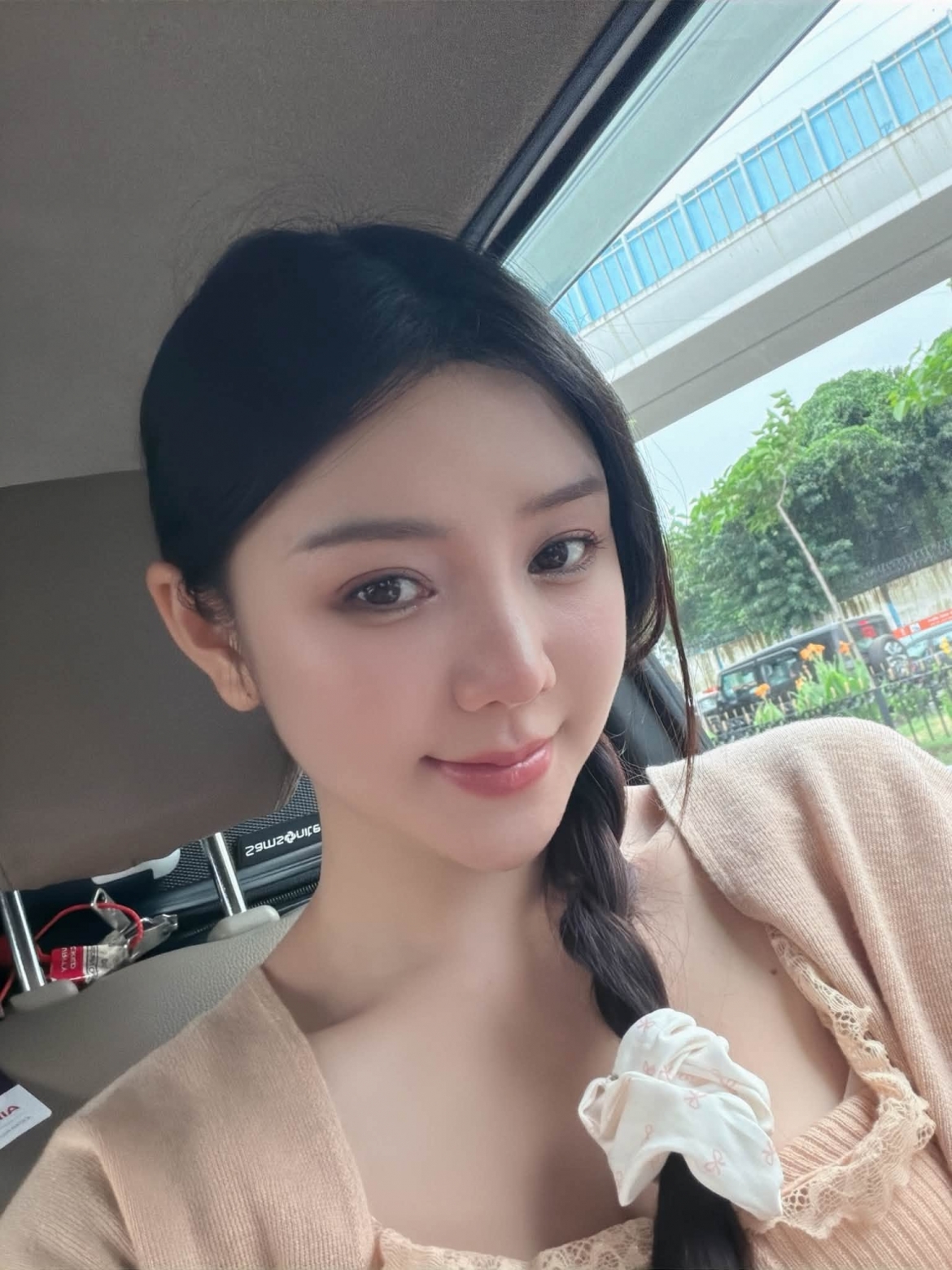 sao viet 3-9 luong thuy linh lac loi giua nha trang xinh dep hinh anh 9