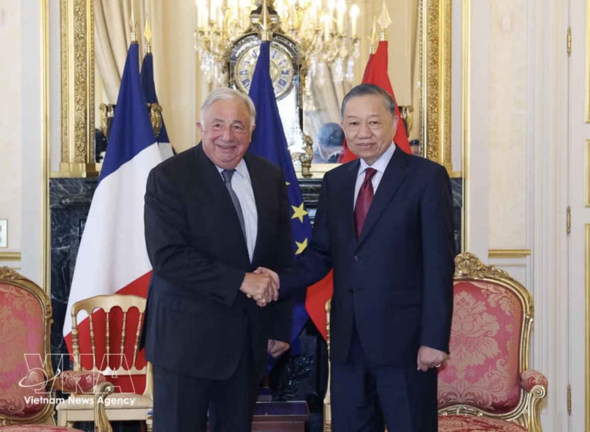 top vietnamese leader meets with president of french senate in paris picture 1