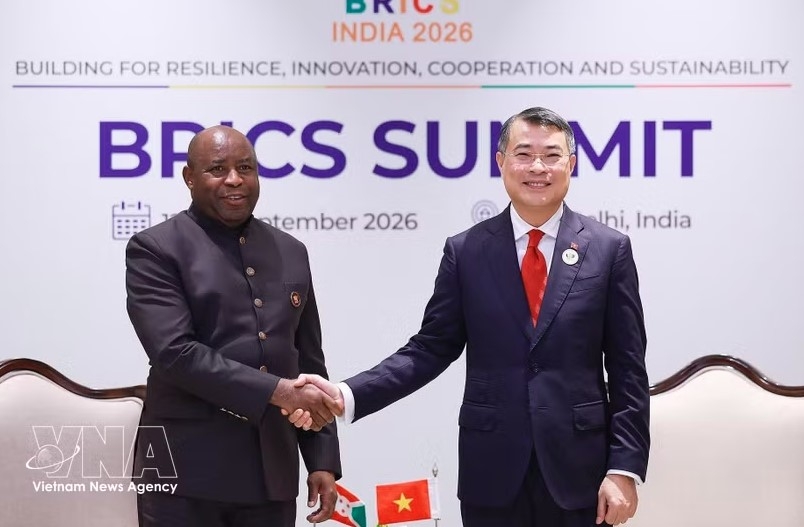 vietnam attaches importance to promoting friendly relations with burundi pm picture 1