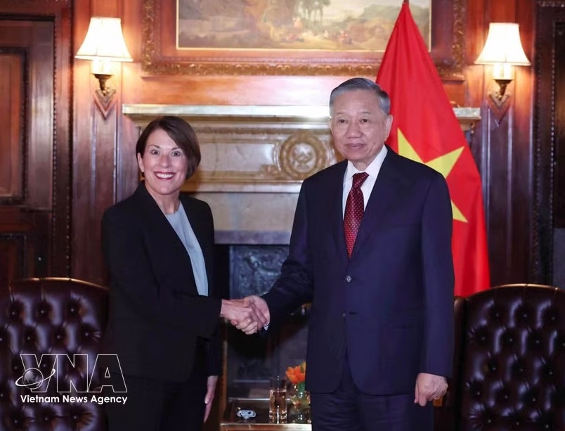 top leader suggests combining vietnam s strengths with stanford s global networks picture 1