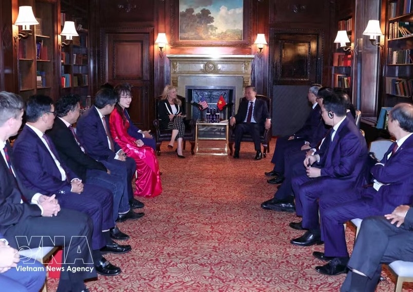 general secretary and president to lam receives leaders of major us corporations picture 1