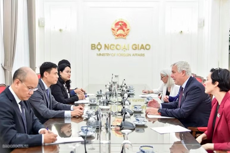 vietnam, canada seek to advance comprehensive cooperation picture 1