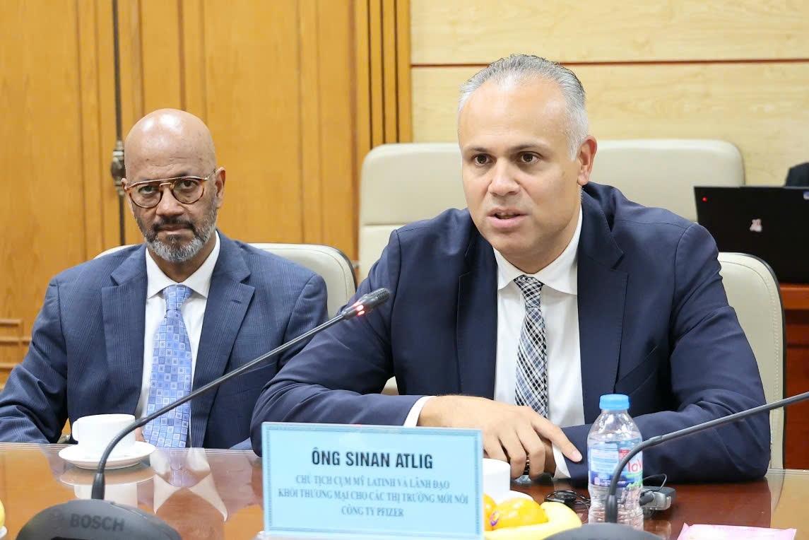 pfizer, vietnam expand cooperation on vaccines, medicines, technology picture 1