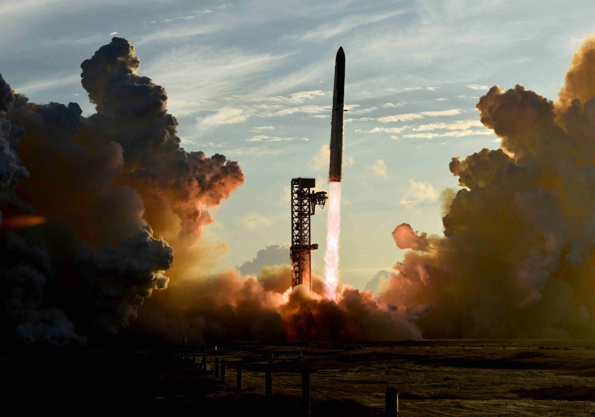 Tên lửa Starship của SpaceX hạ cánh trên Thái Bình Dương