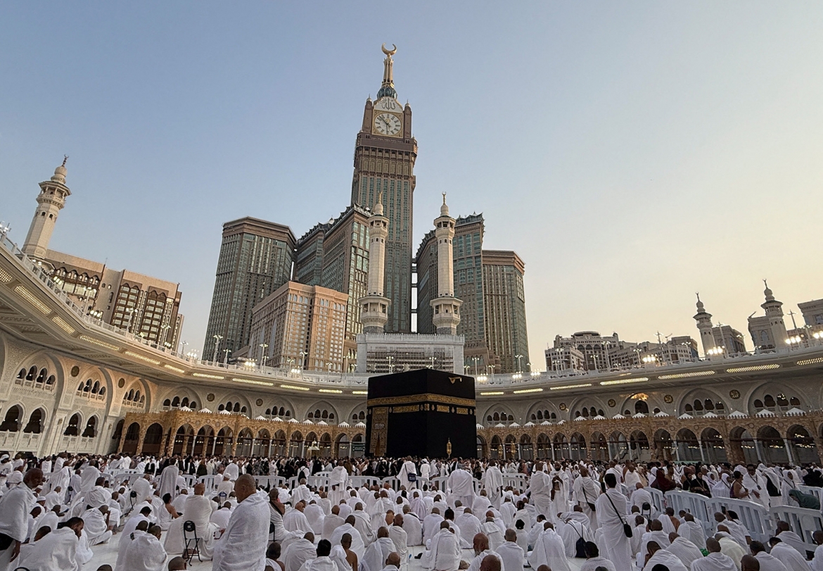 saudi arabia cao buoc houthi dung uav tan cong thanh dia mecca hinh anh 1
