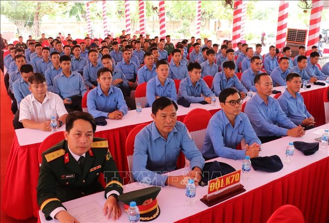 tiep tuc hanh trinh di tim dong doi hinh anh 1