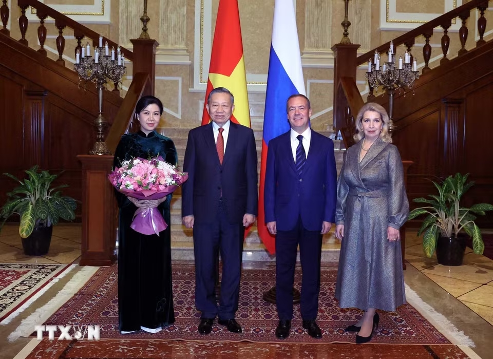 tong bi thu, chu tich nuoc to lam hoi kien chu tich Dang nuoc nga thong nhat dmitry medvedev hinh anh 3