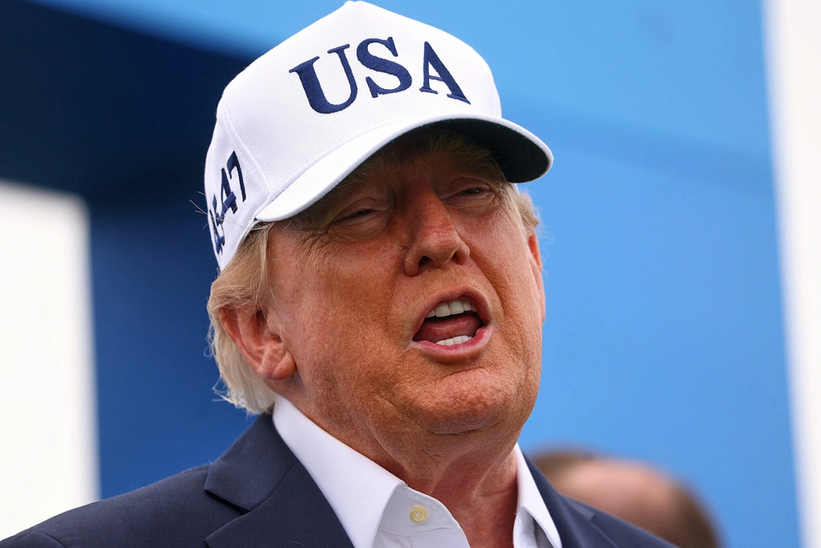 tong thong my donald trump bac bo canh bao ai thong tri the gioi hinh anh 1