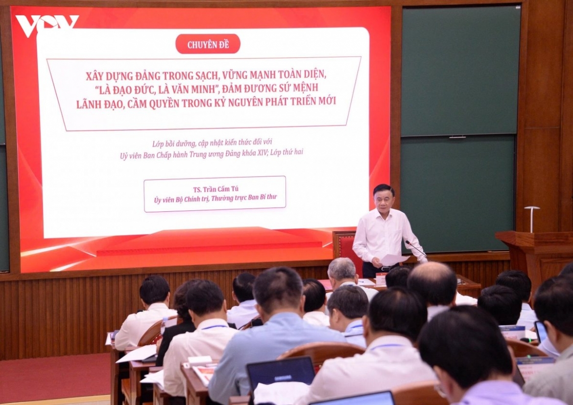 xay dung Dang va he thong chinh tri trong sach de cung co niem tin cua nhan dan hinh anh 1