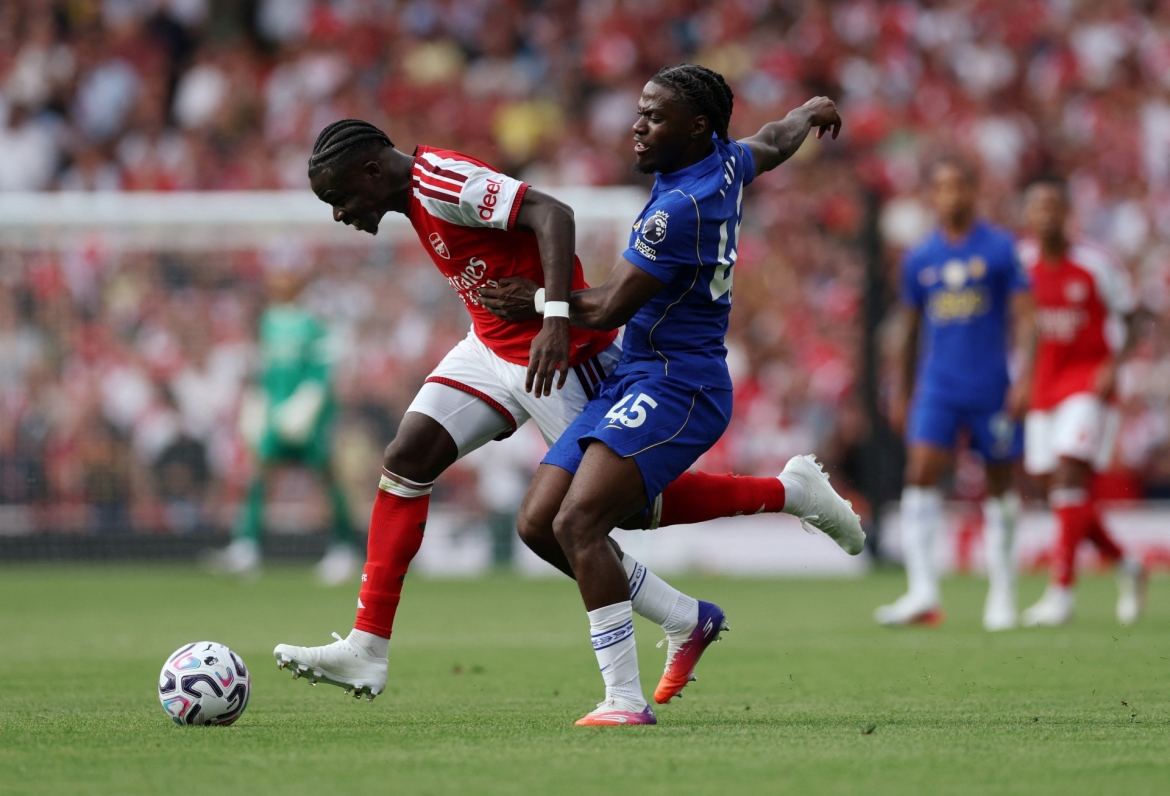 truc tiep arsenal 2-1 chelsea vong 3 ngoai hang anh tuyet pham cua phao thu hinh anh 5