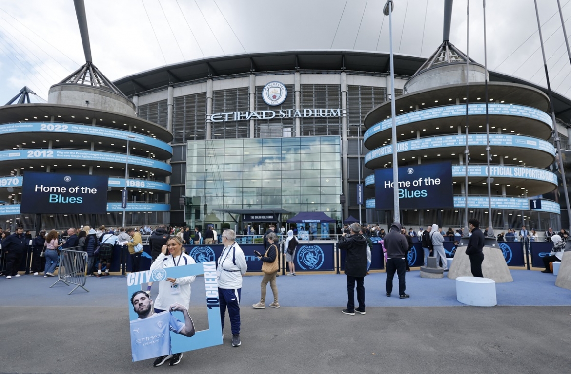 truc tiep man city 0-0 coventry vong 3 ngoai hang anh 2026 2027 hinh anh 3