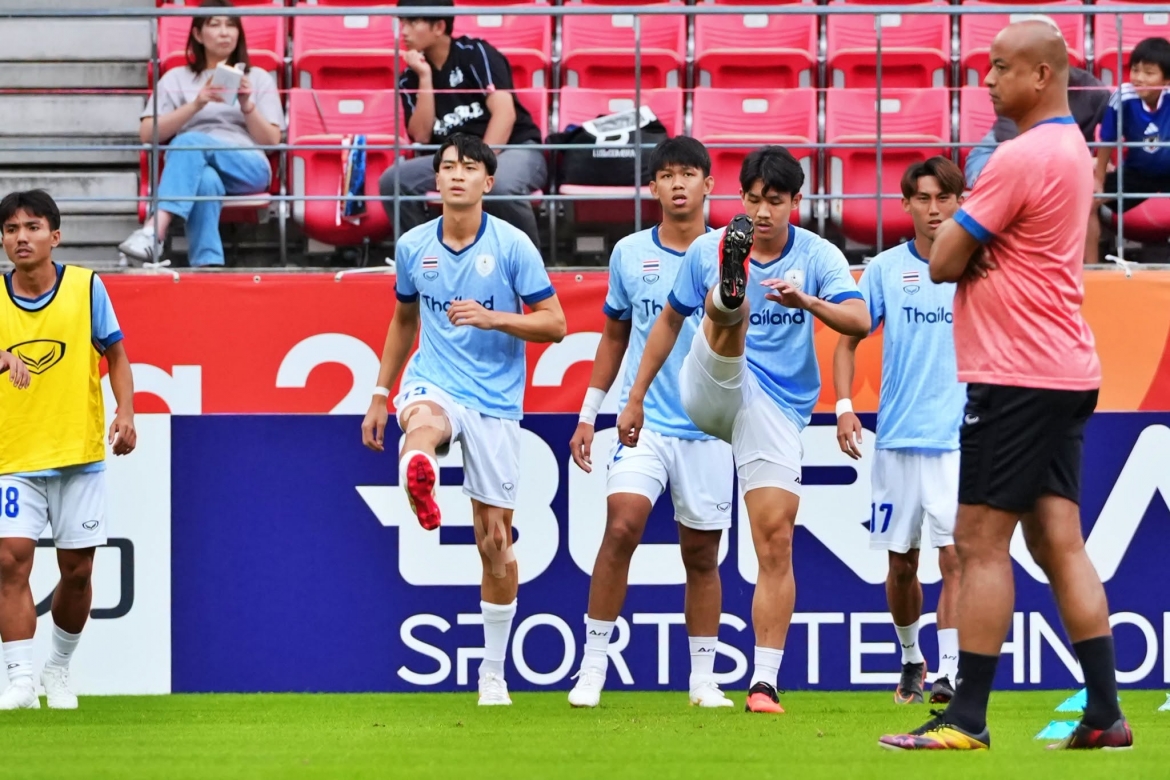 truc tiep u23 hong kong 1-1 u23 thai lan sieu pham dang cap the gioi hinh anh 6