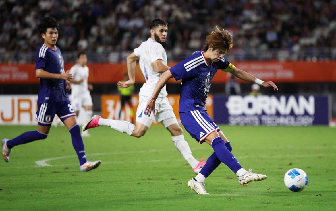 u23 nhat ban vao chung ket bong da nam asiad 2026 khi thang tren cham luan luu hinh anh 14