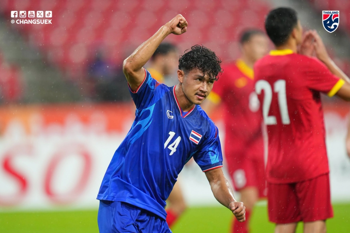 truc tiep u23 thai lan 1-2 u23 kyrgyzstan phung phi co hoi giong u23 viet nam hinh anh 2