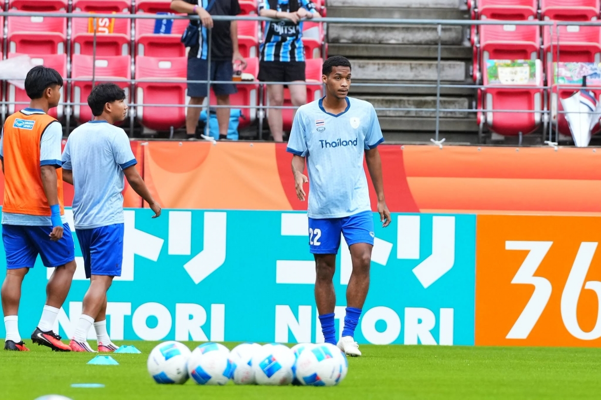 truc tiep u23 thai lan 1-2 u23 kyrgyzstan phung phi co hoi giong u23 viet nam hinh anh 18