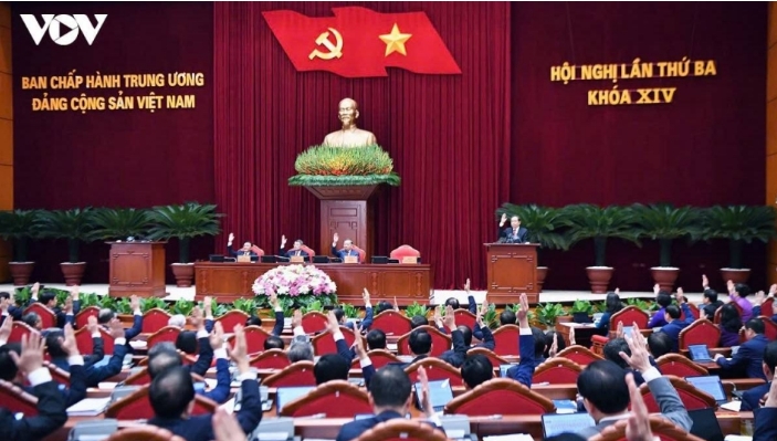 sang nay, dien ra hoi nghi toan quoc nghien cuu, hoc tap, quan triet, trien khai mot so nghi quyet hinh anh 1
