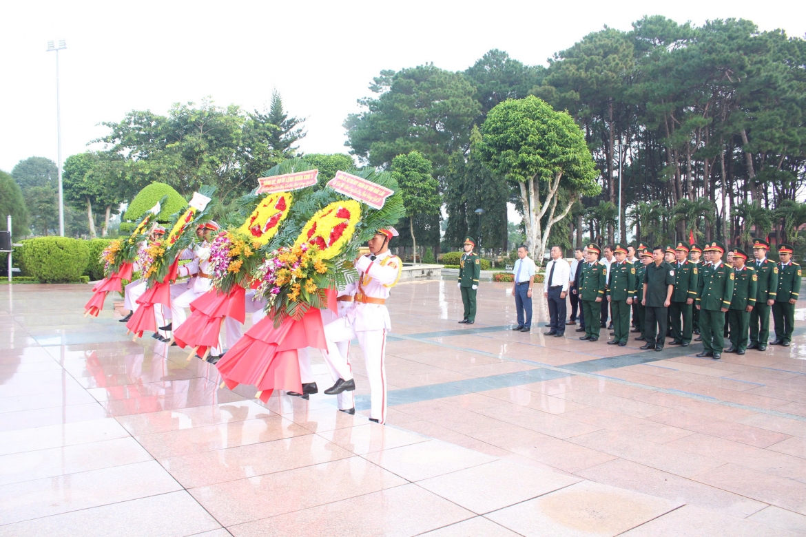 Doi k51 len duong tim kiem, quy tap hai cot liet si tai campuchia hinh anh 4