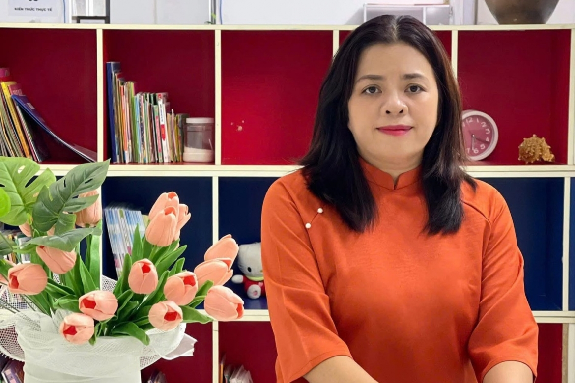 nam sinh ha noi xem video ngan ngay dem, phan ung gay soc khi bi thu dien thoai hinh anh 2