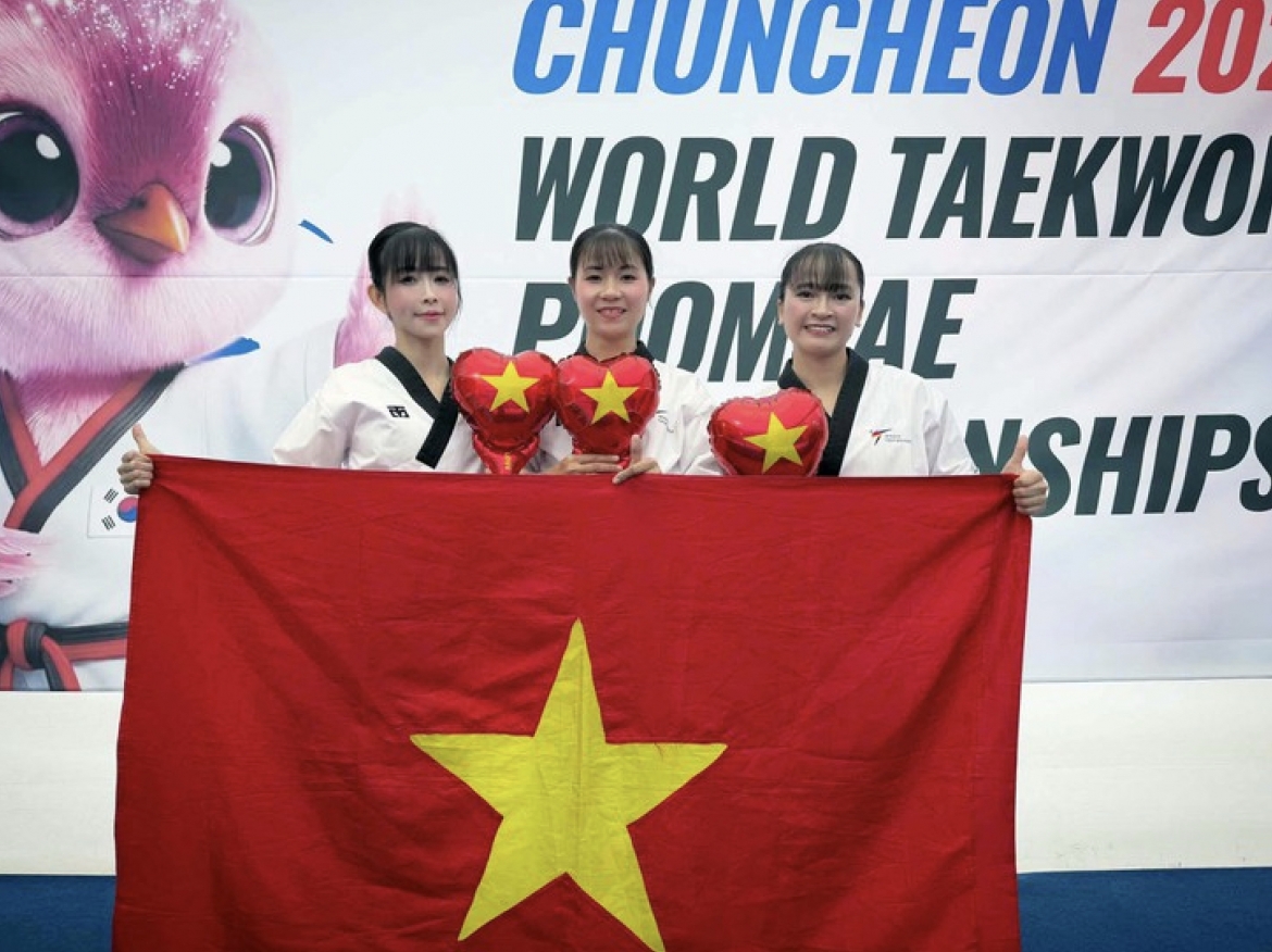 chau tuyet van and teammates retain world poomsae title picture 1
