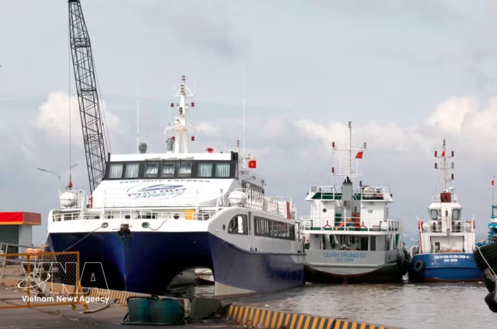 new rules on vessel entry, exit and transit procedures take effect in october picture 1