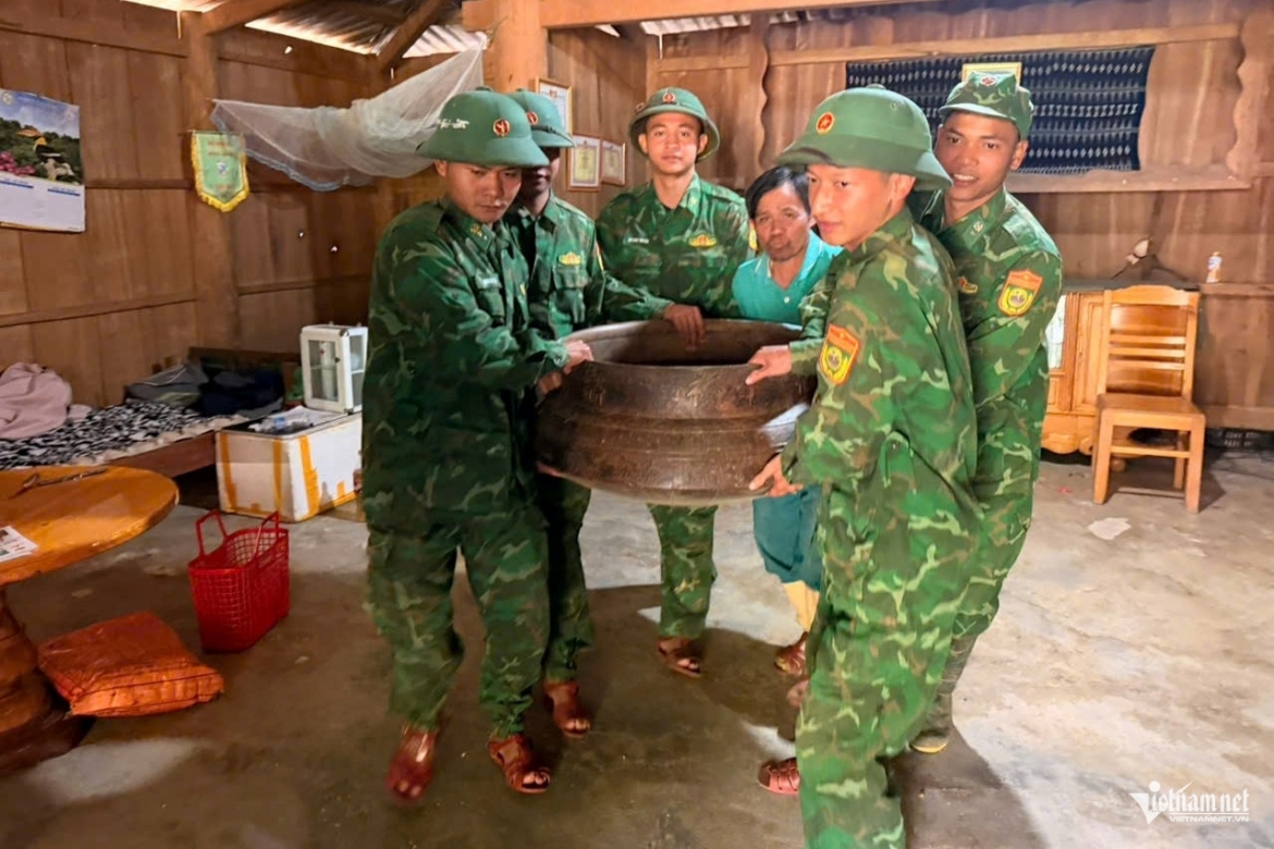 phat hien nhieu vet nut dai tren nui, xa bien gioi Da nang so tan hon 130 nguoi hinh anh 2