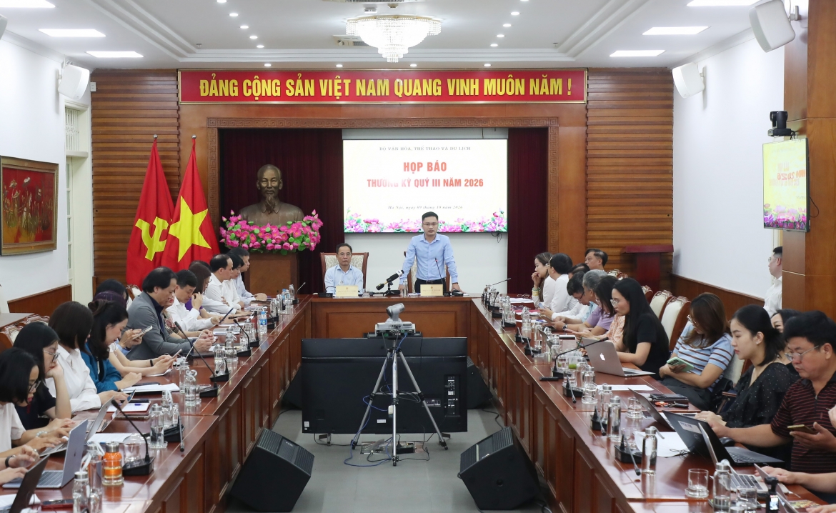 cuc Dien anh noi gi ve viec kiem soat phim ngan ai tren mang hinh anh 1