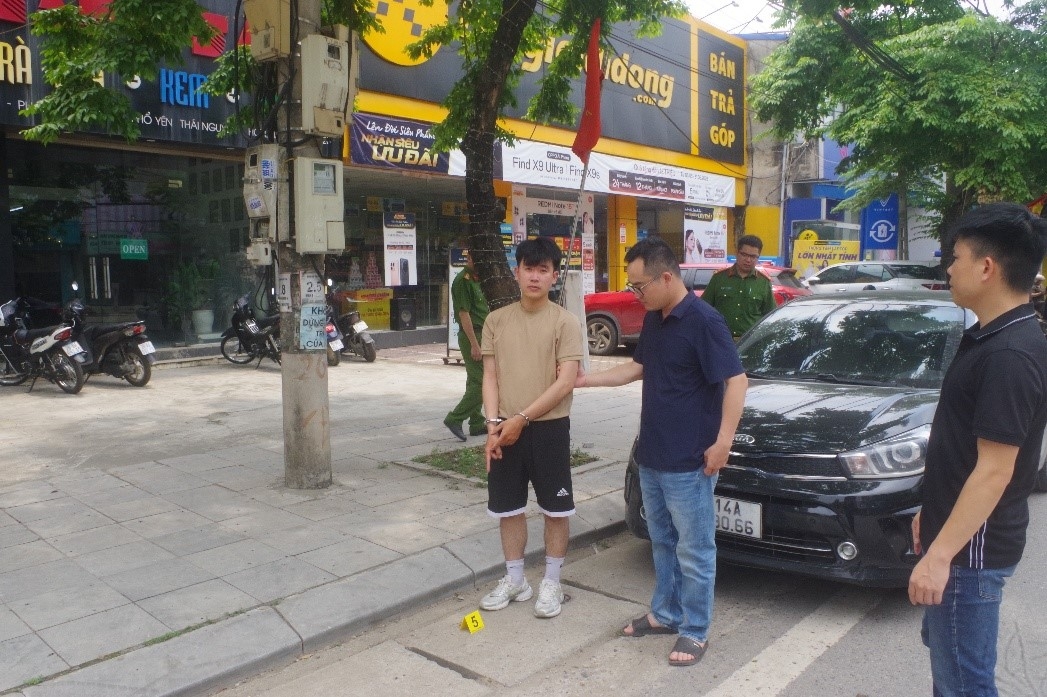 truy tim thu pham vu trom 17 dien thoai qua nhieu tinh, thanh sau hon 1 nam hinh anh 4