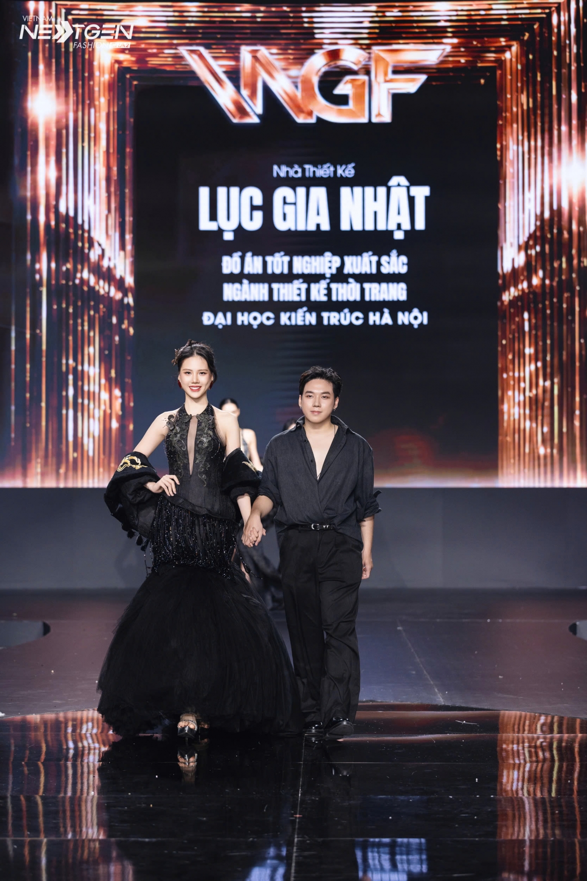 lan khue hoa quy co co do, hoa hau quynh anh lam co dau tren san dien hinh anh 17