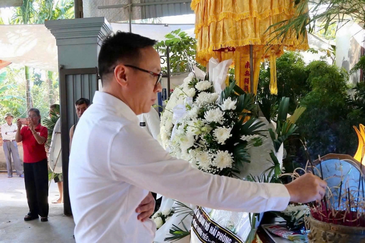 vu hoc sinh lop 1 tu vong tai truong tieu hoc an duong khong co dau hieu toi pham hinh anh 1