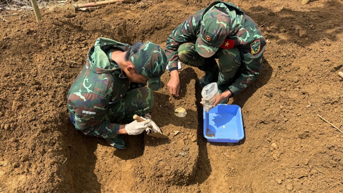 phat hien di vat khac ten trong phan mo liet si o Dong nai hinh anh 1