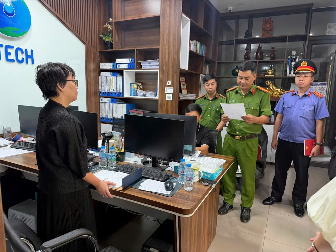 bac ninh khoi to 10 bi can lien quan sai pham quan trac moi truong hinh anh 1