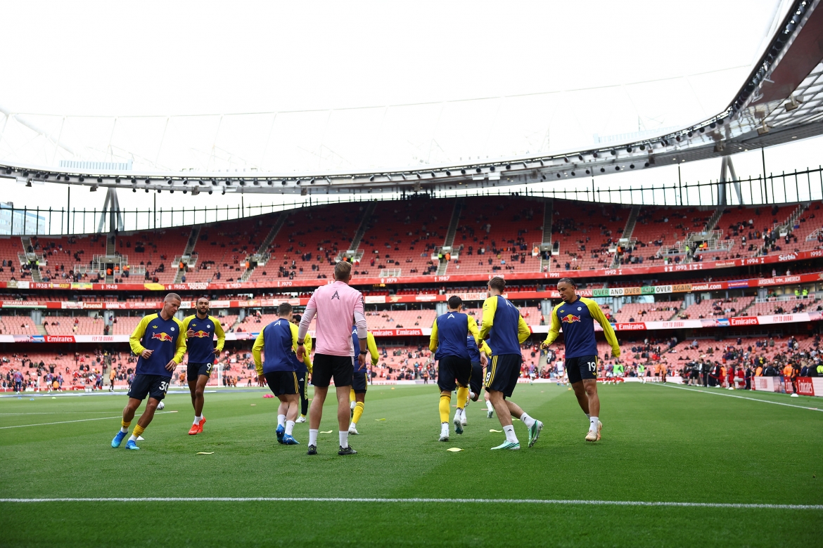  sieu du bi lap cong, arsenal loi nguoc dong thang leeds hinh anh 16