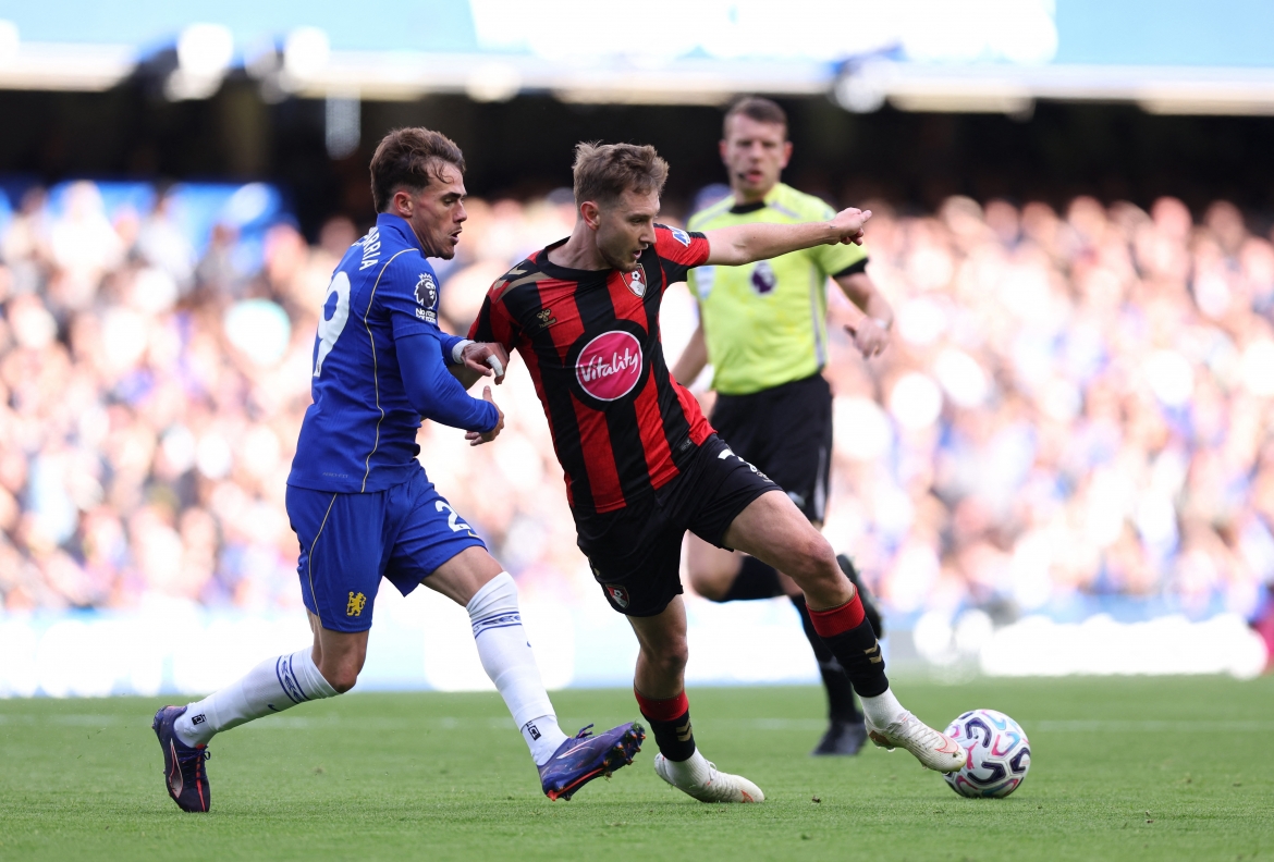 henderson toa sang ruc ro, chelsea thang dam bournemouth hinh anh 11