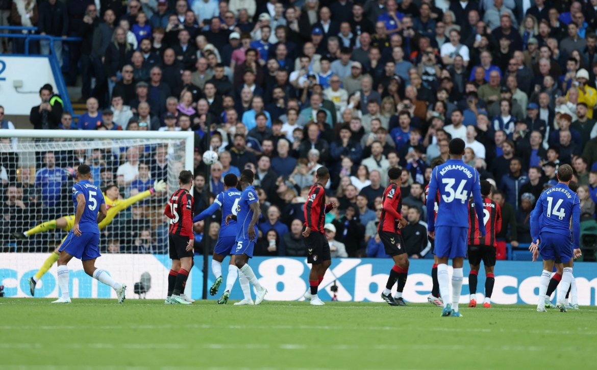 henderson toa sang ruc ro, chelsea thang dam bournemouth hinh anh 16