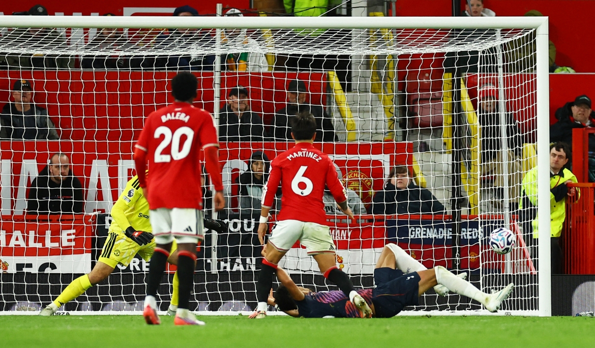 ket qua ngoai hang anh mu roi diem truoc 10 nguoi cua tottenham o phut bu gio hinh anh 18