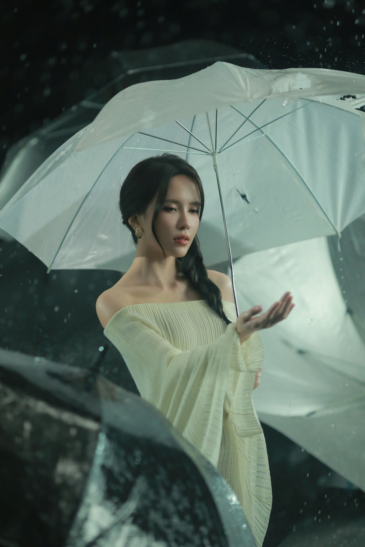 Thiều Bảo Trâm kể chuyện buông bỏ tổn thương sau tình yêu