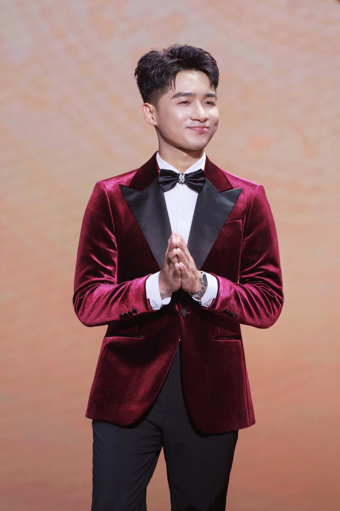 tan nhan - tan minh bat dong nhan xet thi sinh sao mai 2026 trong liveshow 2 hinh anh 5