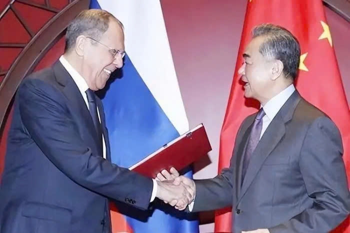 nga - trung thuc day hop tac chien luoc truoc them hoi nghi cap cao apec hinh anh 1