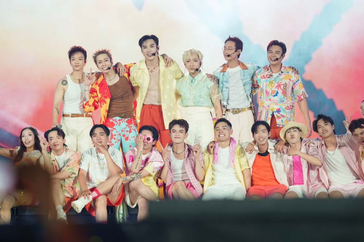 le xuan tien, jun pham khoe co bung tai concert anh trai vuot ngan chong gai hinh anh 6