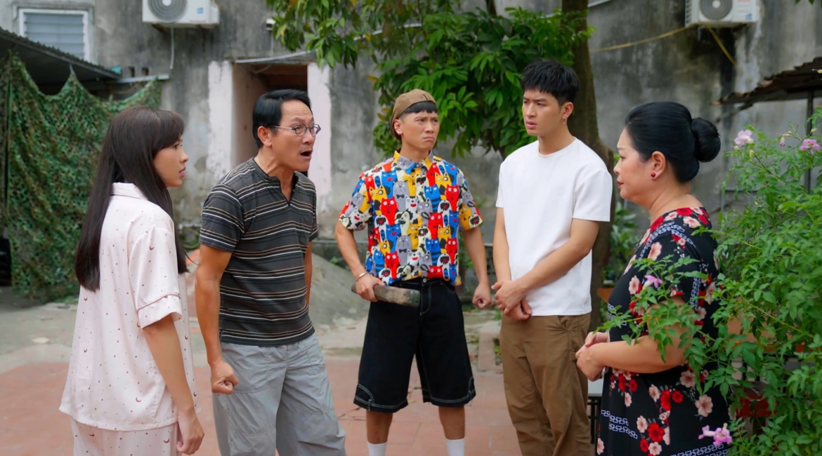 nsUt hoang hai hoa ong bo coc can, mot minh nuoi con gai trong xom nho hinh anh 3