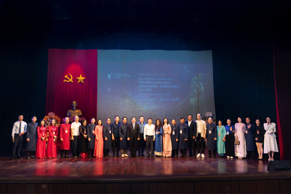  chuyen thanh xuan mo duong cho tac pham sinh vien buoc ra doi song hinh anh 4