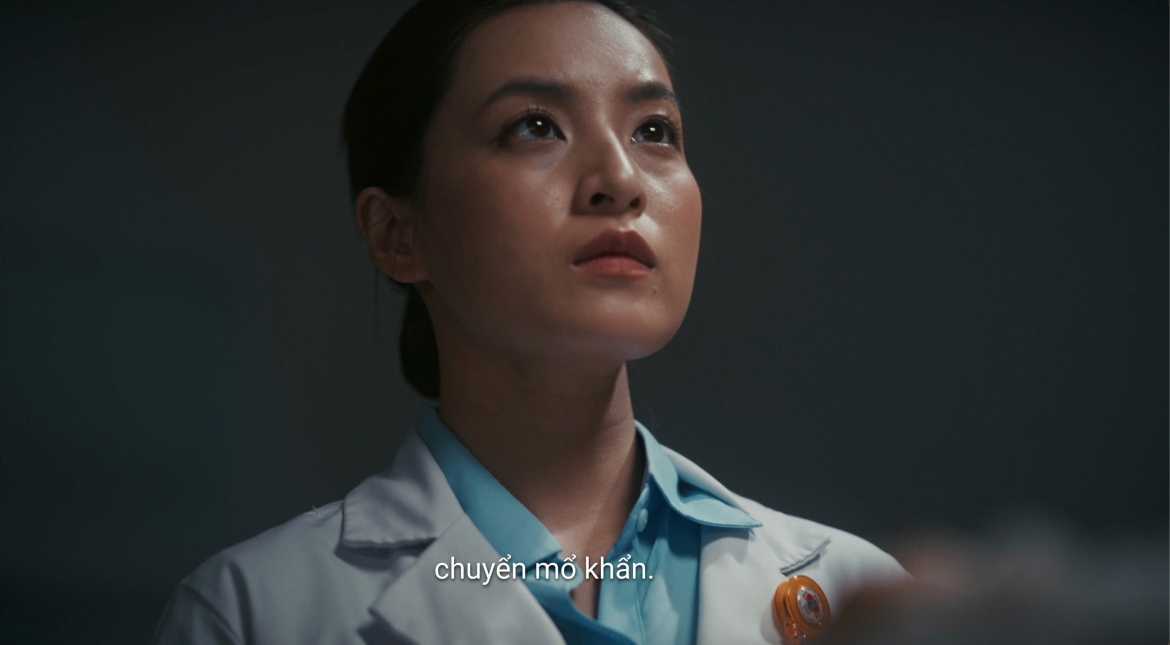 Dao dien rom tai hien ca cap cuu san khoa nghet tho trong phim ngan hinh anh 2