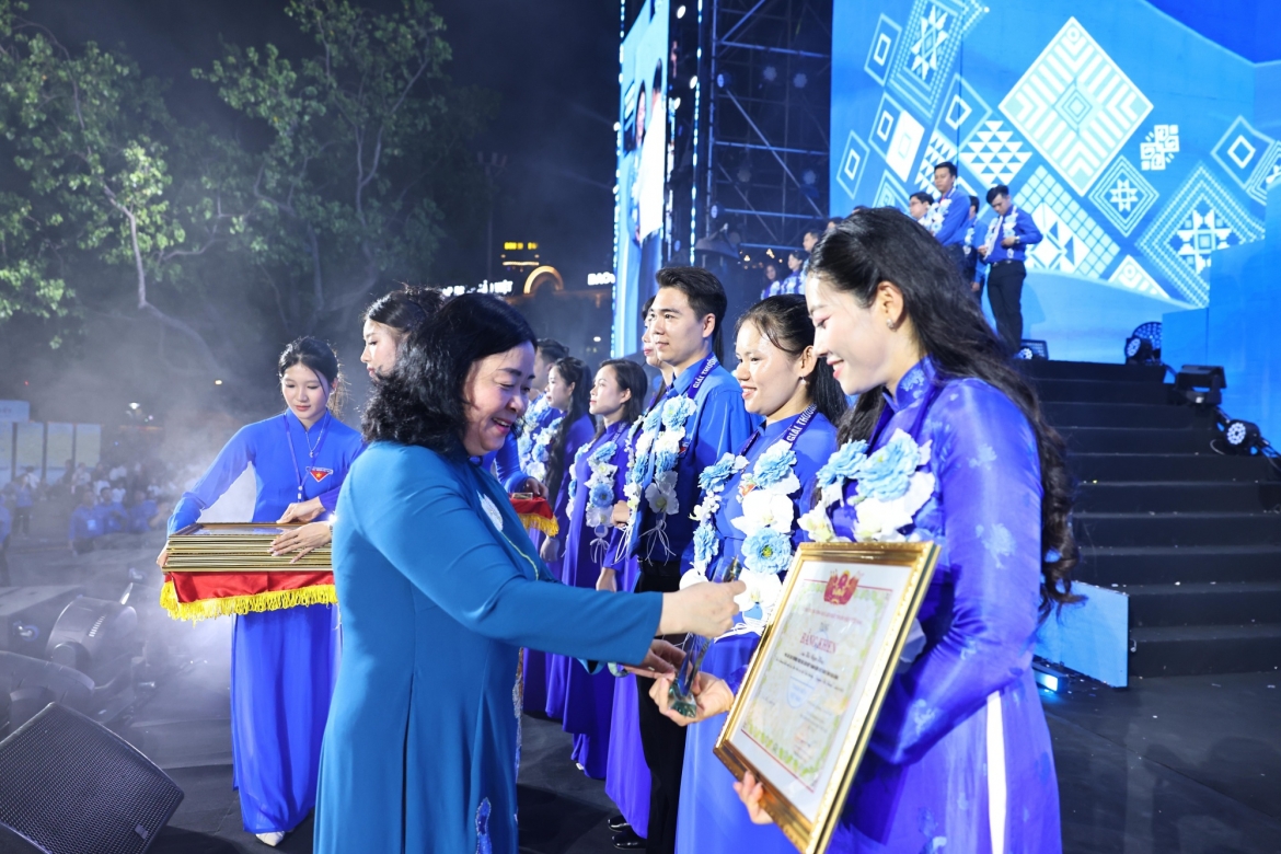 phat huy suc tre, khoi day khat vong cong hien cua thanh nien hinh anh 2