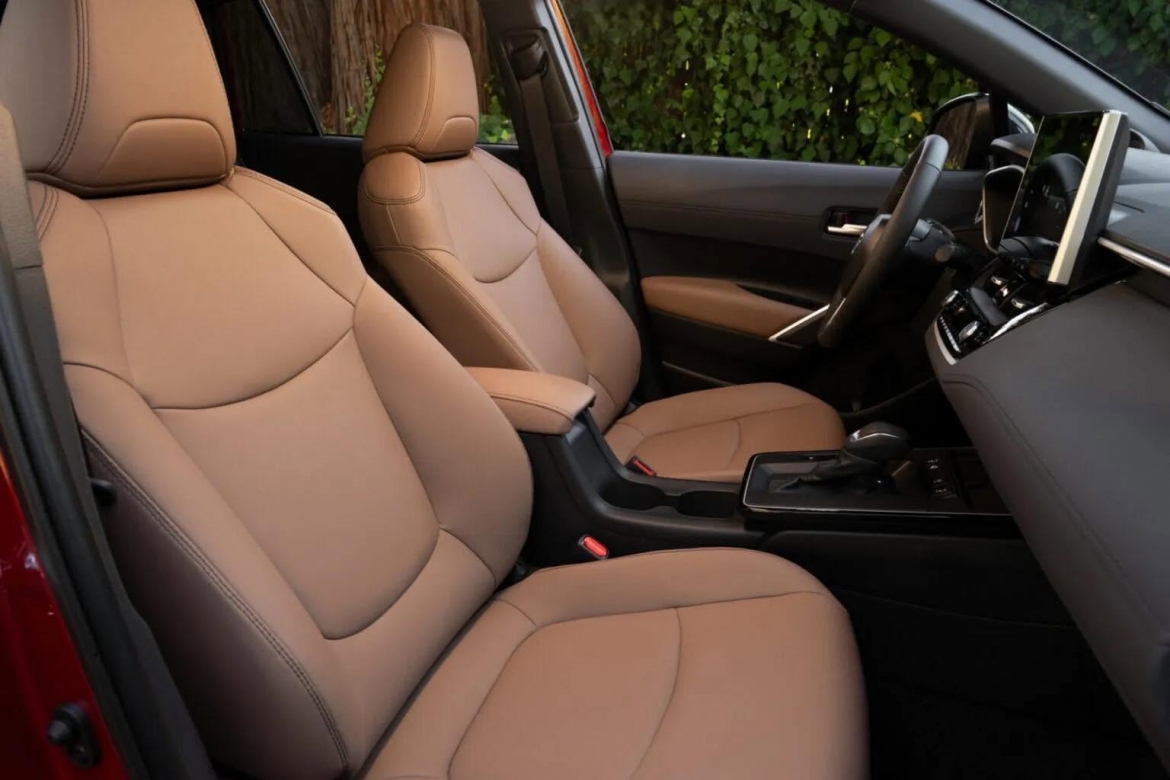 toyota corolla cross 2027 cat phien ban hybrid s, gia tang nhe hinh anh 5