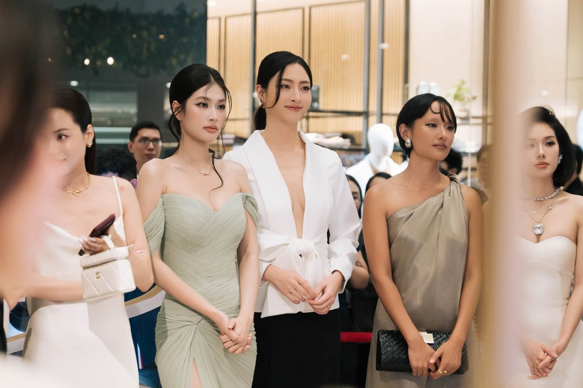sao viet 10-10 Doan thien An lien tuc keu goi su ung ho cho emoura pham hinh anh 3