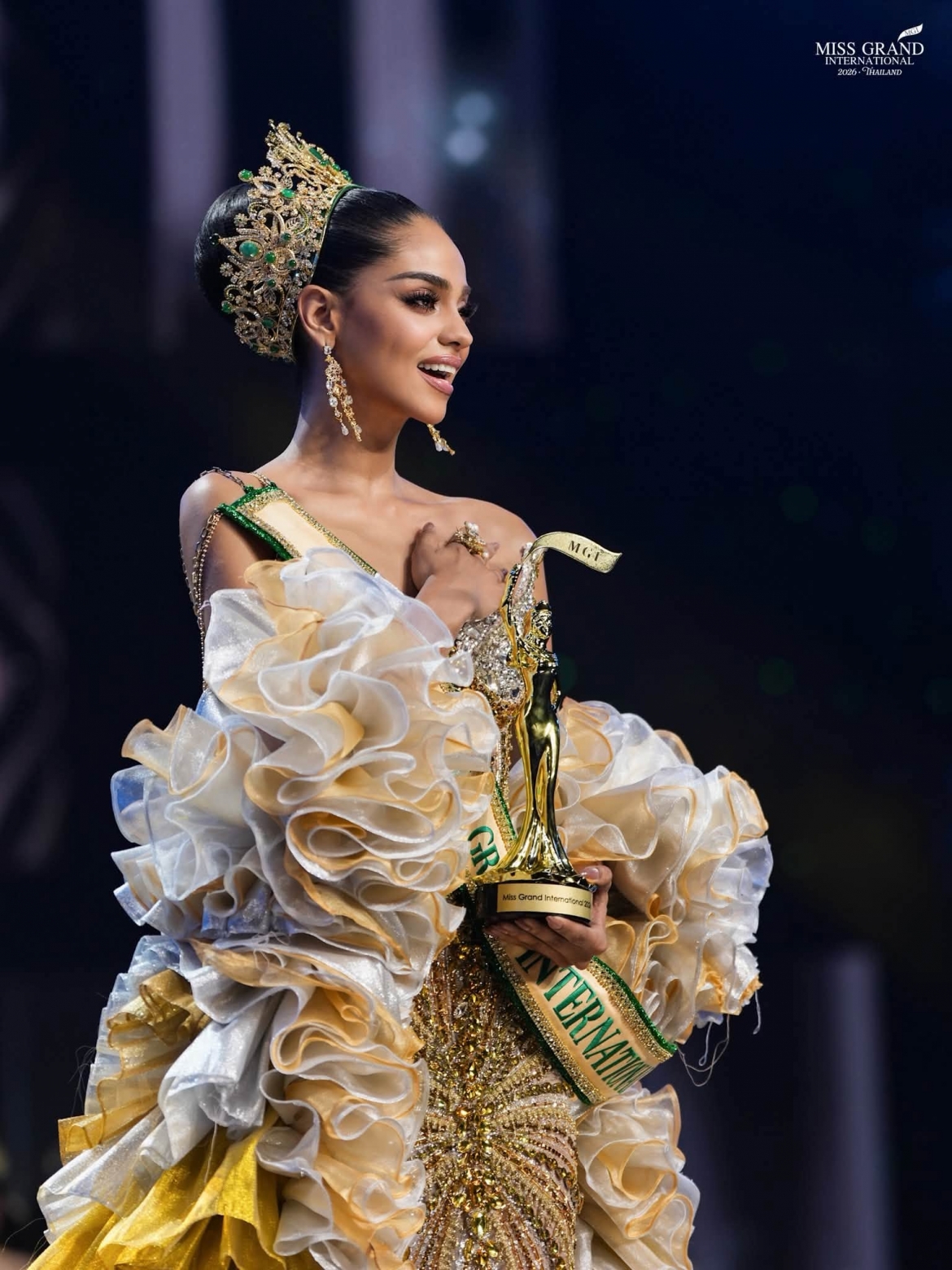 nguoi dep tanzania dang quang miss grand international 2026, viet nam la A hau 4 hinh anh 3