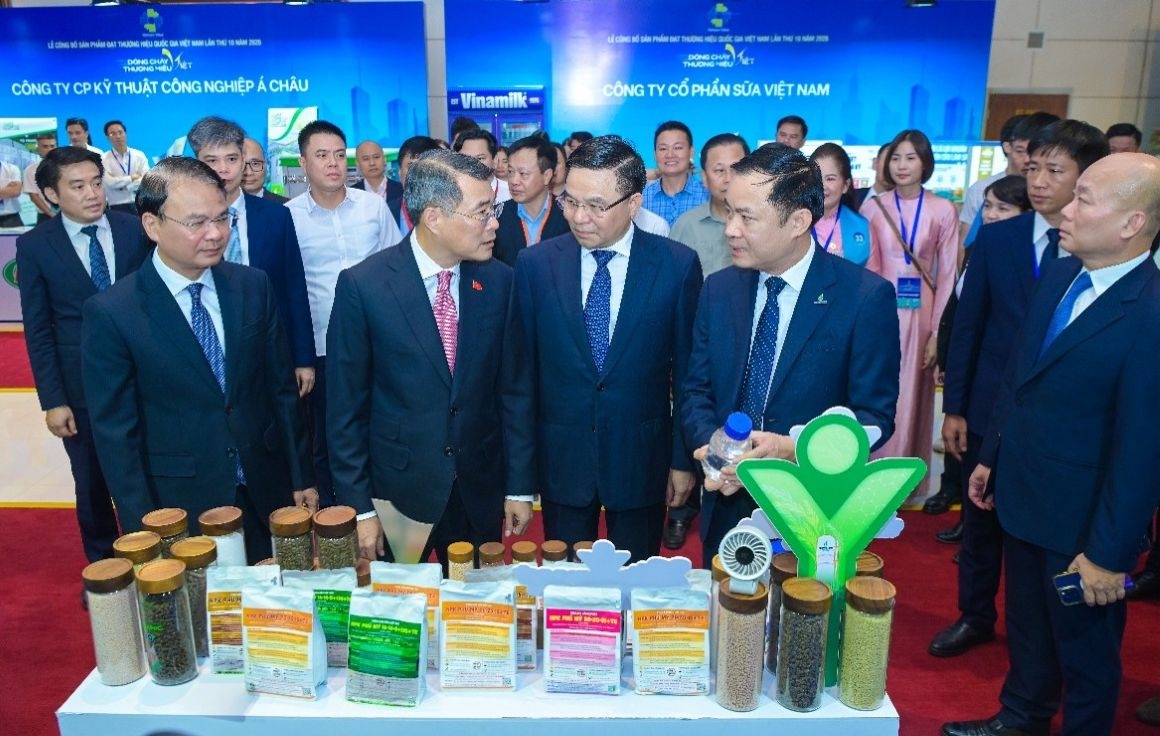 pvfcco phu my lan thu 7 lien tiep dat thuong hieu quoc gia viet nam hinh anh 1