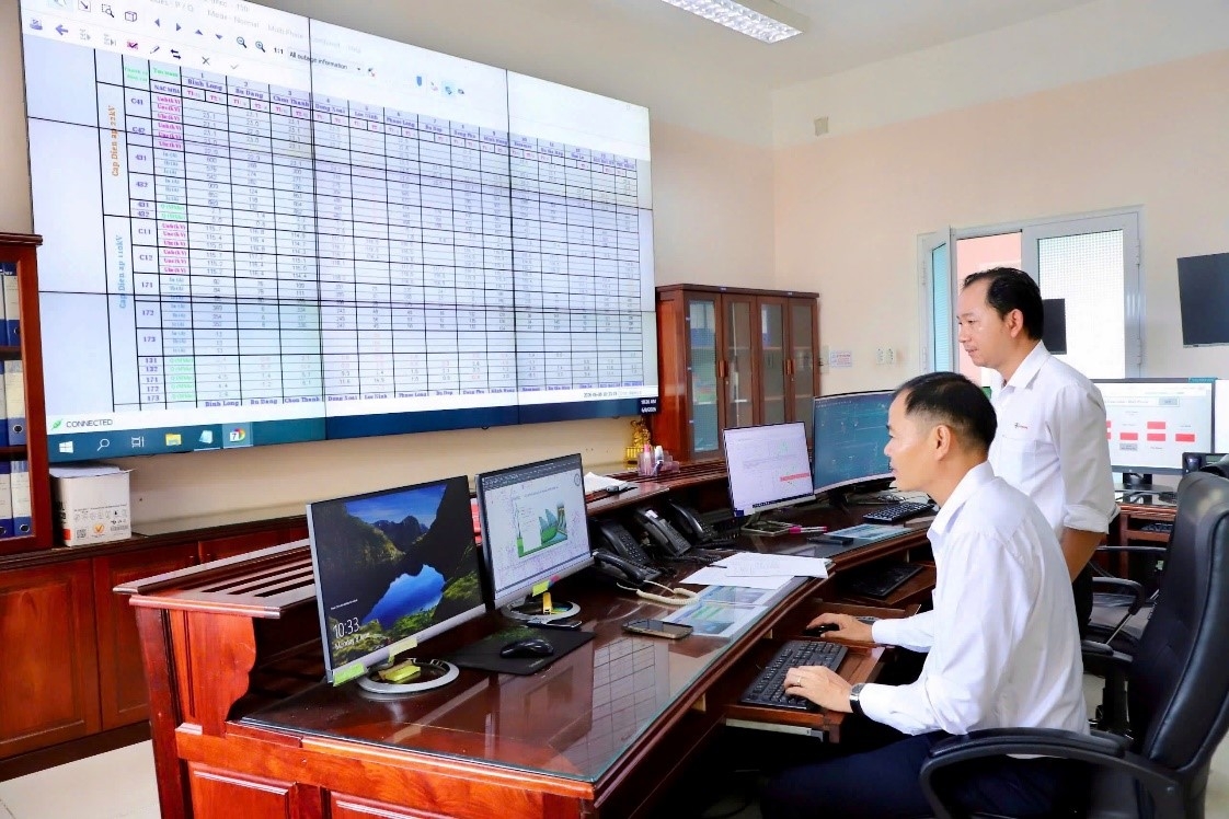 thuc hien nghi quyet 57-nq tw evnspc huong toi doanh nghiep so thong minh hinh anh 2